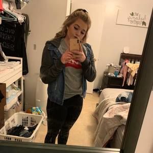 Meet your Posher, Caassie